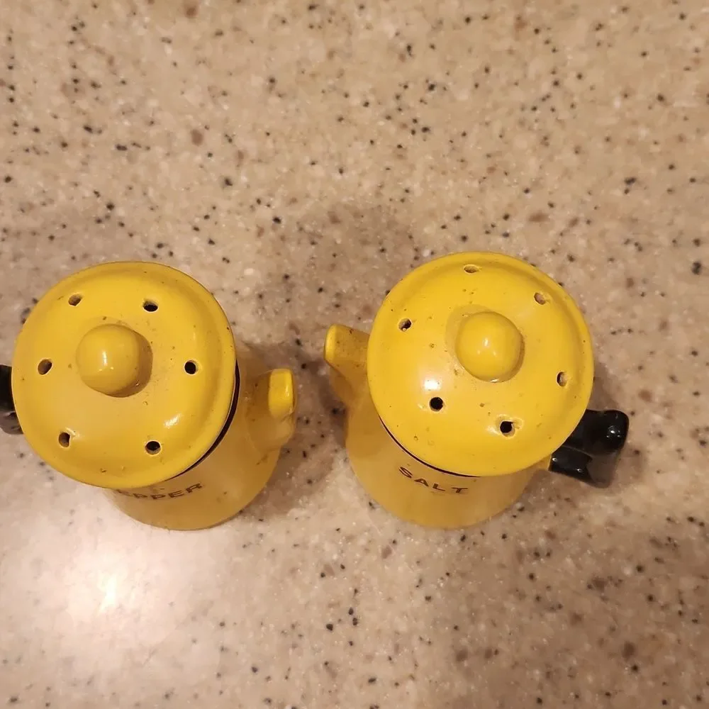 Vintage Yellow Ceramic Coffee Pot Salt and Pepper Shaker Set Made in Japan